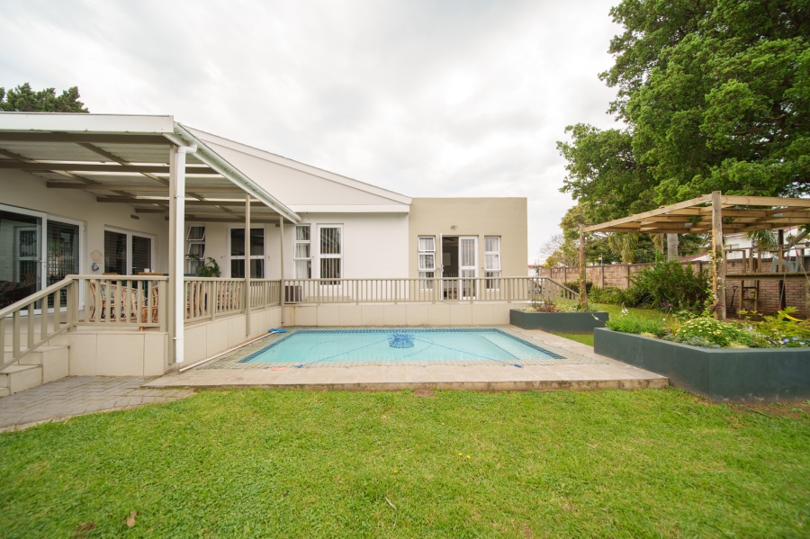 3 Bedroom Property for Sale in Beacon Bay Eastern Cape